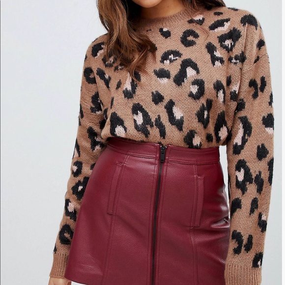 Leopard Print Sweater. - Picture 1 of 5